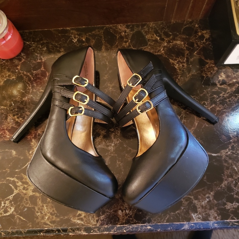 Black strappy heels